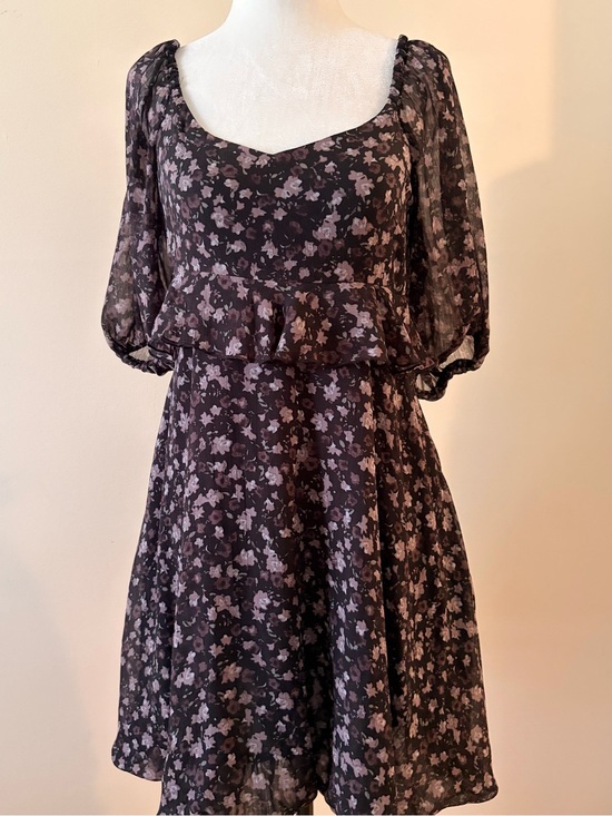 Reitmans Dresses & Skirts - Floral Peplum Babydoll Dress